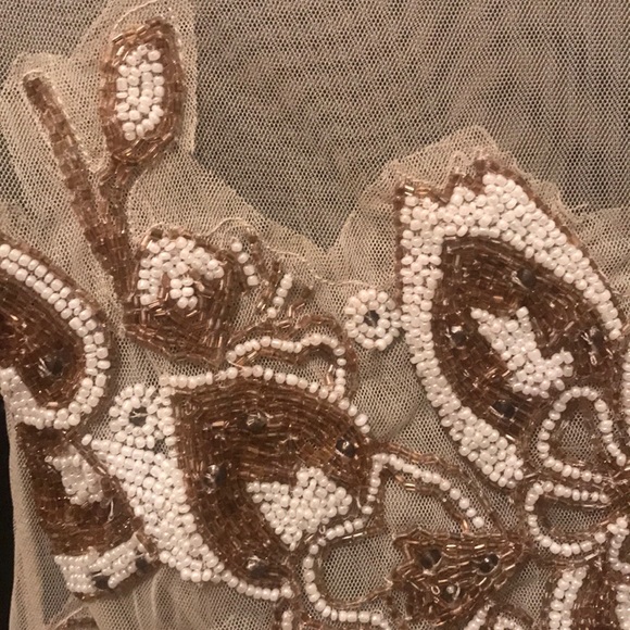 Beaded mesh top - Picture 3 of 4